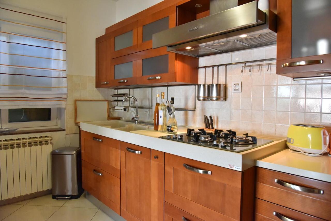 Villa Lux Nina With Six Bedrooms, Private Pool, Sauna Zadar Exteriör bild